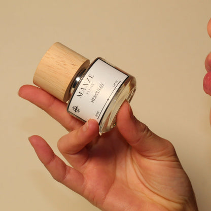 Libra (Inspirado en Valentino Born in Roma Intense